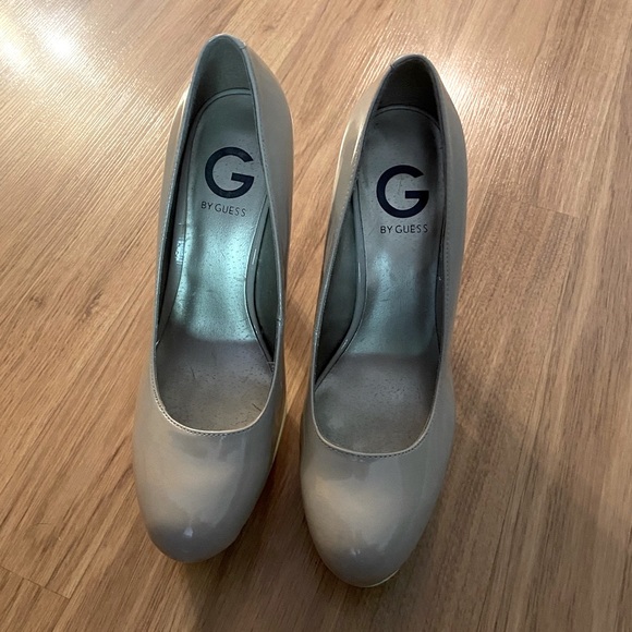 GUESS Nude & Pastel High Heels - Picture 4 of 4